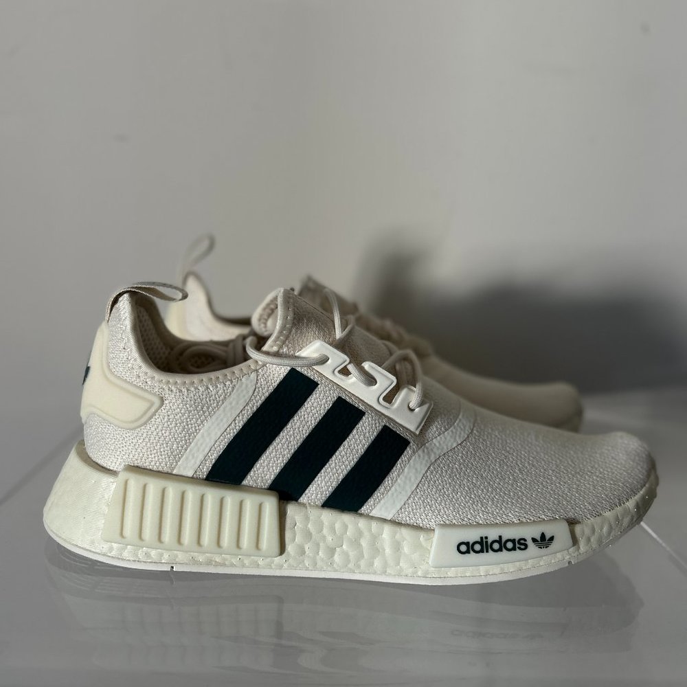 Adidas size 9.5 NWT